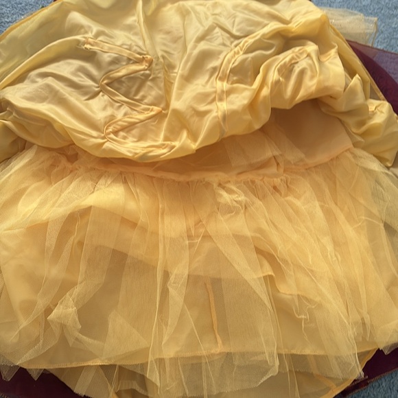 Disney Store Princess Belle Red Dress Costume  - Size 5/6 - Picture 6 of 8